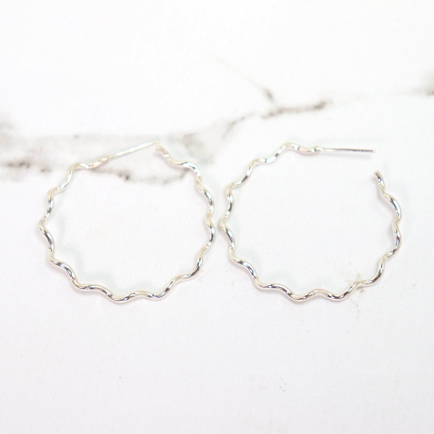 Valeria Antoinette Jewelry, Casual Elegance, Handmade done Highend, Twist earrings