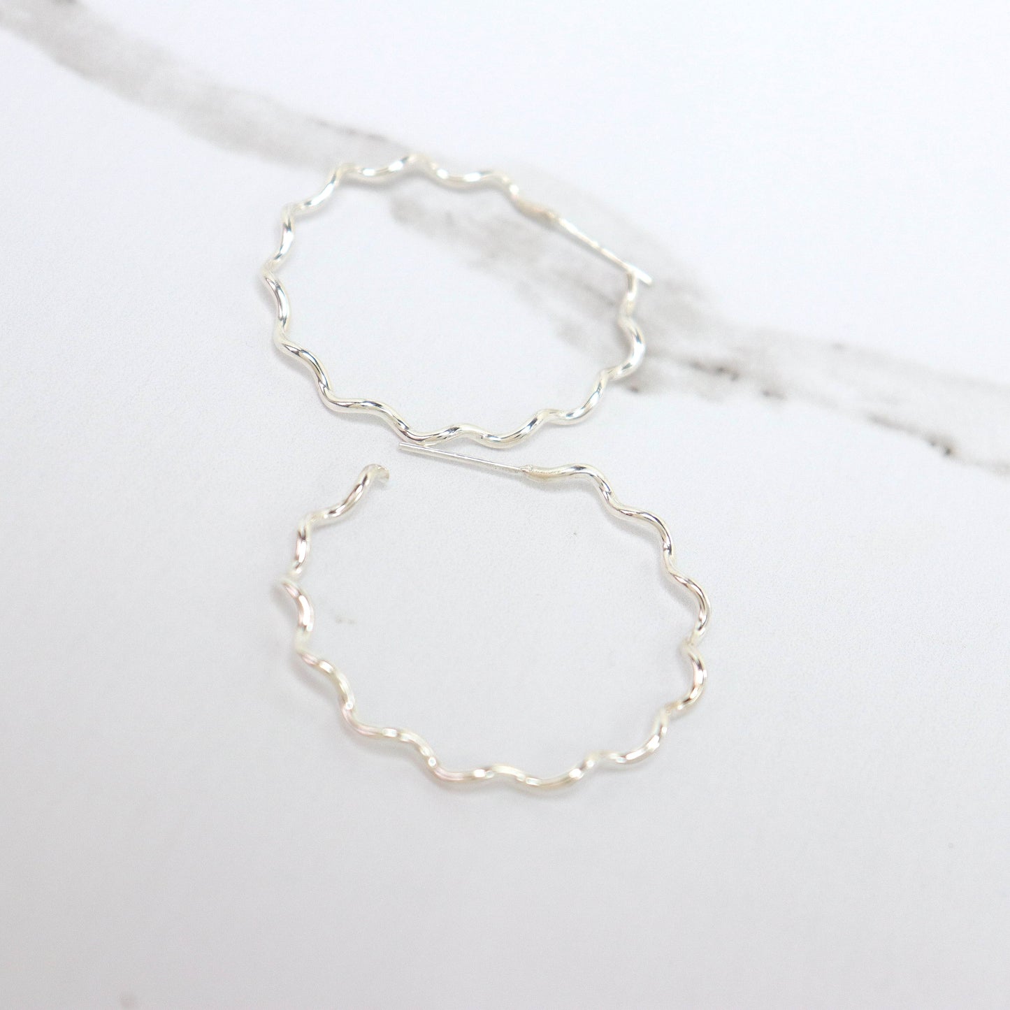 Valeria Antoinette Jewelry, Casual Elegance, Handmade done Highend, Twist earrings
